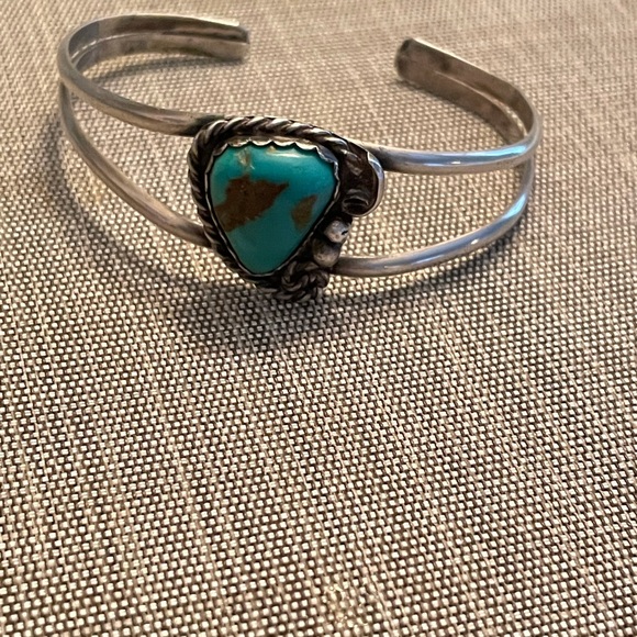 Native American Helen Harrison Turquoise Sterling Cuff Bracelet over 14g - Picture 11 of 11